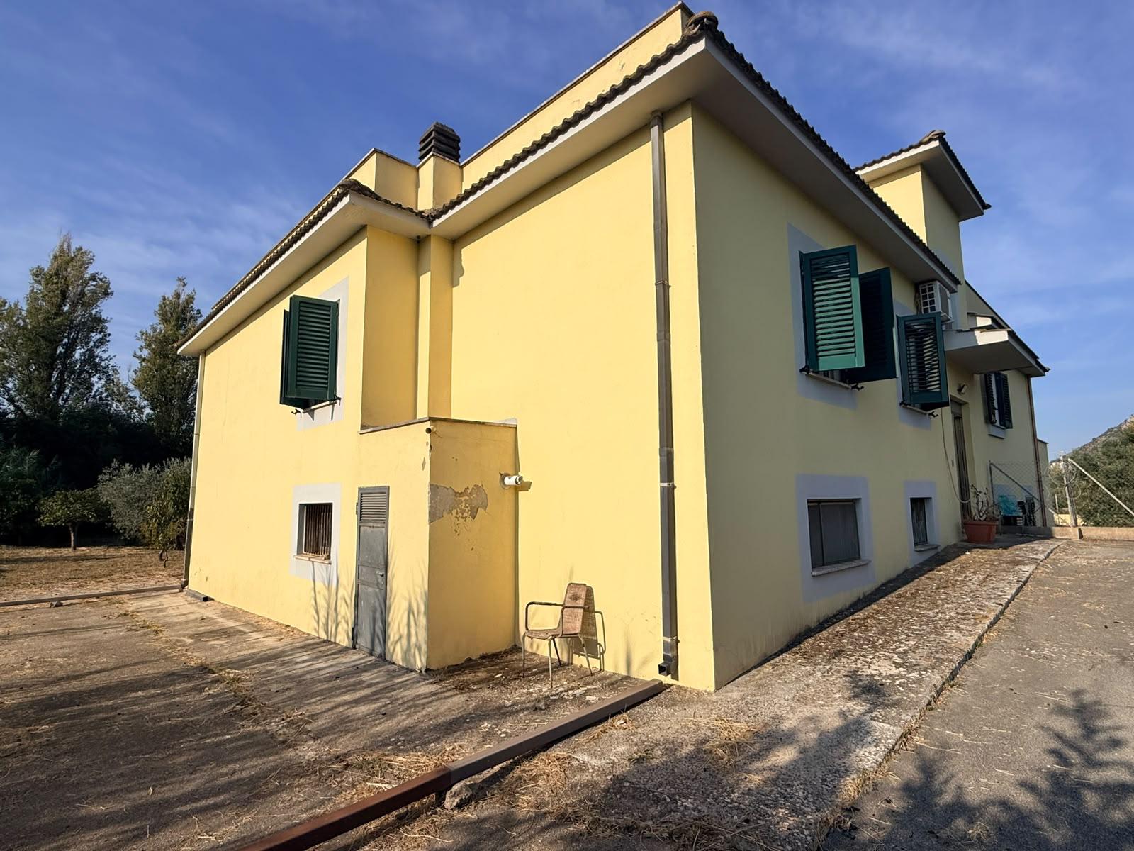 foto dell'immobile B/102 Terracina – Via Appia Antica